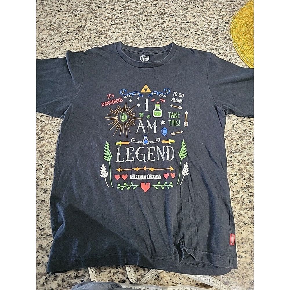 UTGP Nintendo - I Am Legend‎ Black T Shirt Size M Embroidered Geek Kawaii Gaming
